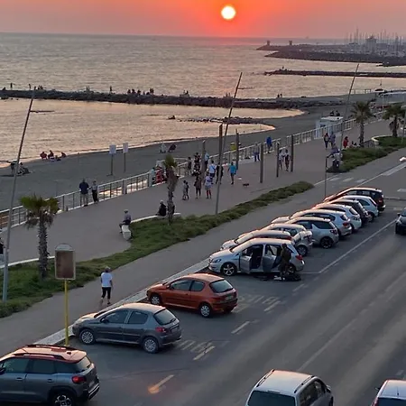 Front Sea Luxury Lido di Ostia