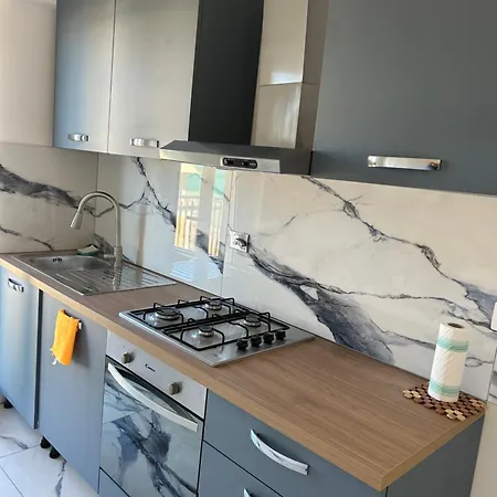 Front Sea Luxury Apartment Lido di Ostia