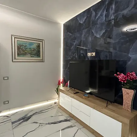 Front Sea Luxury * Lido di Ostia