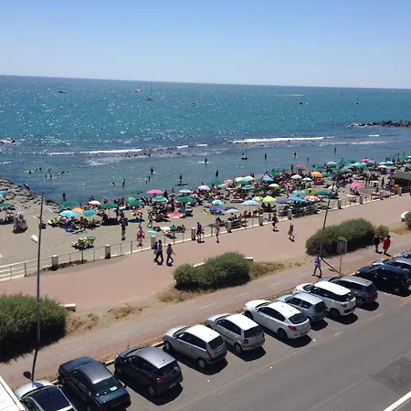 Front Sea Luxury Apartment Lido di Ostia